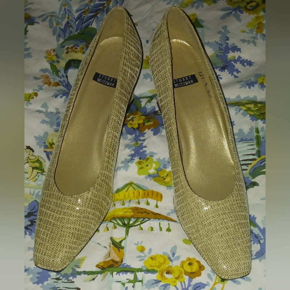 Stuart Weitzman 👠 NWOT